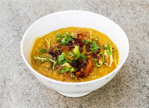  Haleem: Un plat riche et réconfortant aux saveurs épicées d’Asie du Sud!