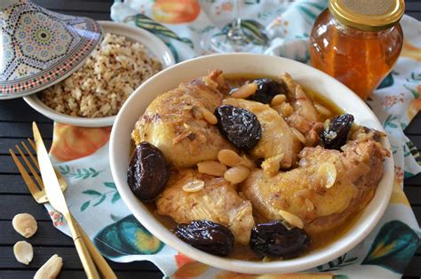  Le Poulet de Qinzhou au Miel et aux Amandes: Un Plat Sucré-Salé qui Ravit les Papilles!